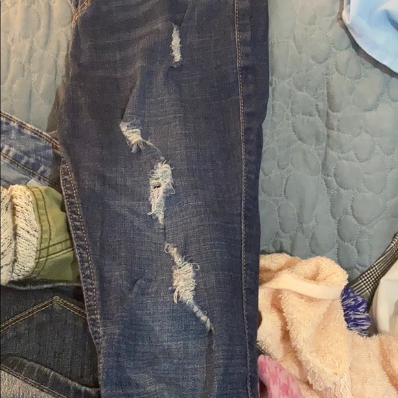 Jeans - Picture 2 of 3